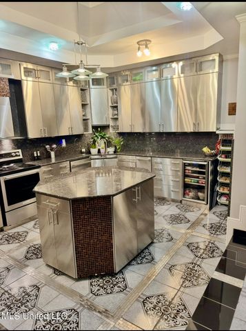 2245 Culkin Road, Vicksburg, MS 39183