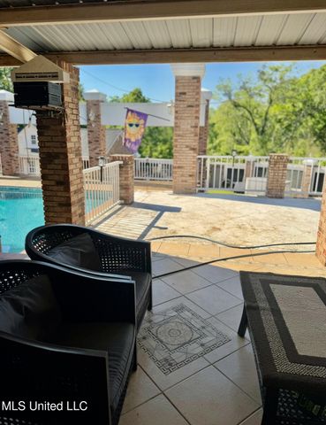 2245 Culkin Road, Vicksburg, MS 39183
