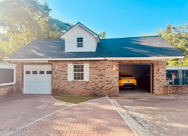 2245 Culkin Road, Vicksburg, MS 39183