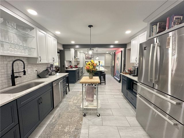 257 Stoup Road, Adams Twp, PA 16046