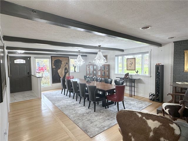 257 Stoup Road, Adams Twp, PA 16046