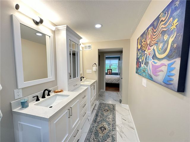 257 Stoup Road, Adams Twp, PA 16046