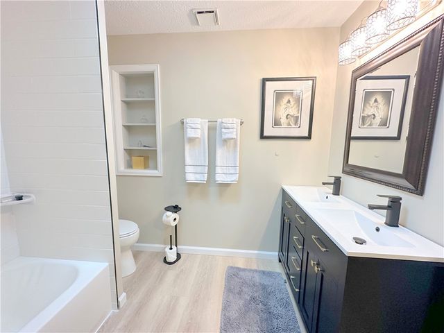 257 Stoup Road, Adams Twp, PA 16046