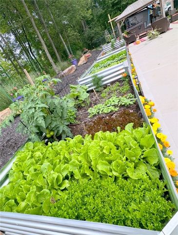 257 Stoup Road, Adams Twp, PA 16046