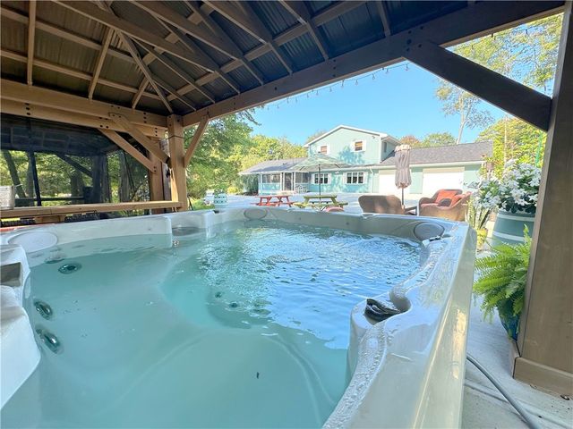 257 Stoup Road, Adams Twp, PA 16046