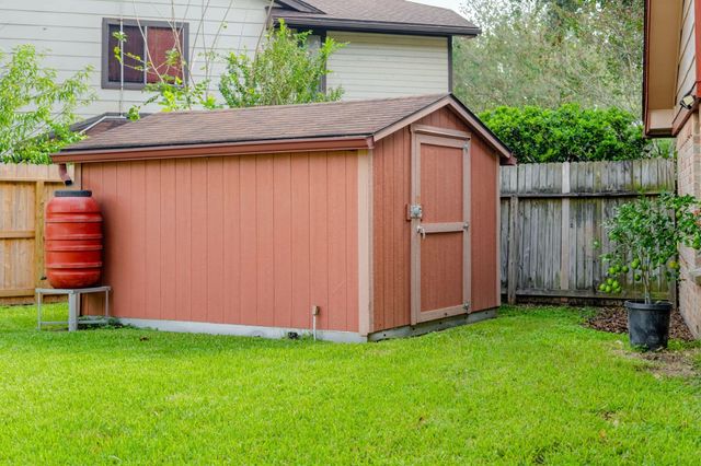 1802 Brushy Creek Drive, Sugar Land, TX 77478