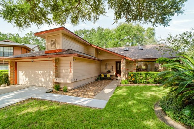 1802 Brushy Creek Drive, Sugar Land, TX 77478
