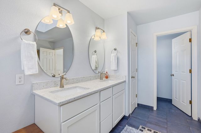 24109 E Broadway Ct, Liberty Lake, WA 99019