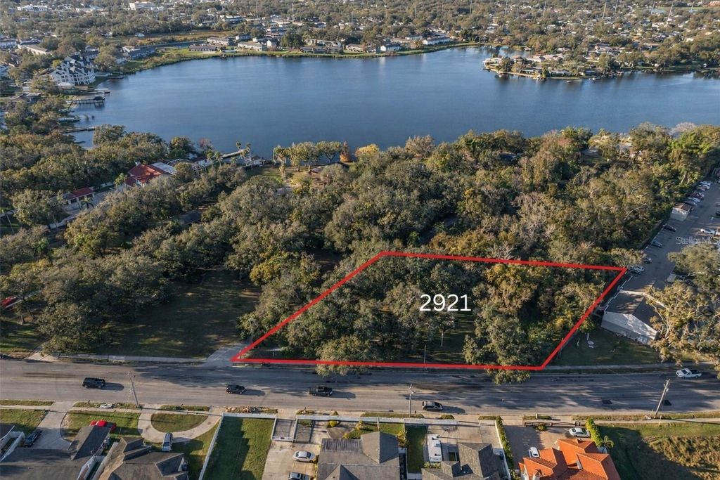 2921 W SLIGH AVENUE, Tampa, FL 33614