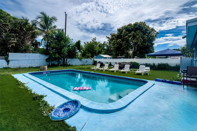1013 NW 12th Street, Fort Lauderdale, FL 33311