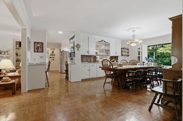1004 Hillcrest Ave, Columbia, TN 38401