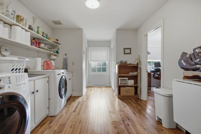 1004 Hillcrest Ave, Columbia, TN 38401