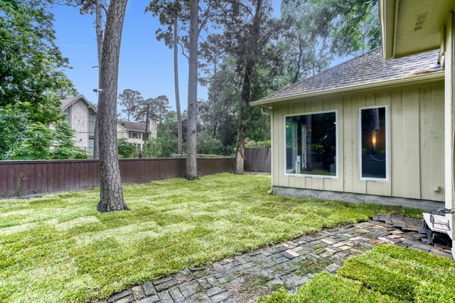 12521 Broken Bough Drive, Houston, TX 77024