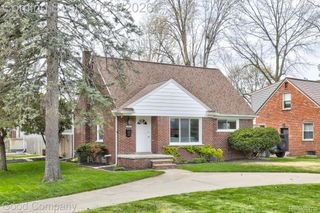 2103 N Main Street, Royal Oak, MI 48073