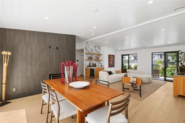 2501 Via Marina, Newport Beach, CA 92660