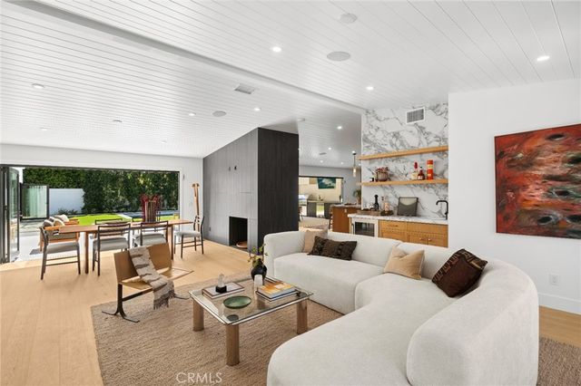 2501 Via Marina, Newport Beach, CA 92660