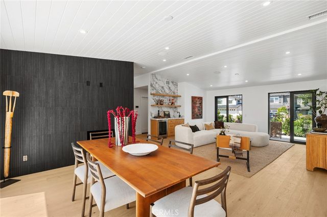2501 Via Marina, Newport Beach, CA 92660