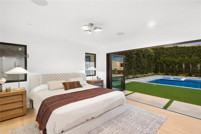 2501 Via Marina, Newport Beach, CA 92660