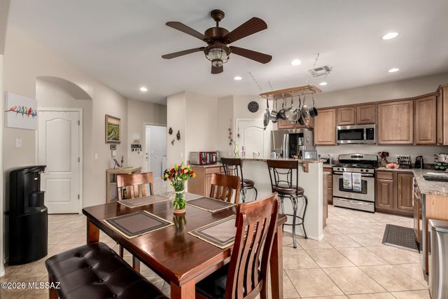 1001 E Ashburn Mountain Drive, Sahuarita, AZ 85629