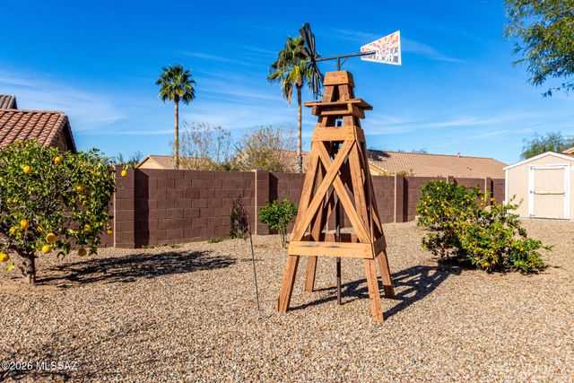 1001 E Ashburn Mountain Drive, Sahuarita, AZ 85629