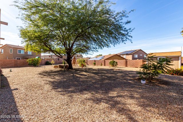 1001 E Ashburn Mountain Drive, Sahuarita, AZ 85629