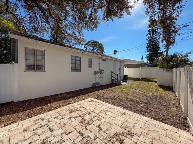 1538 S MARTIN LUTHER KING JR, Clearwater, FL 33756