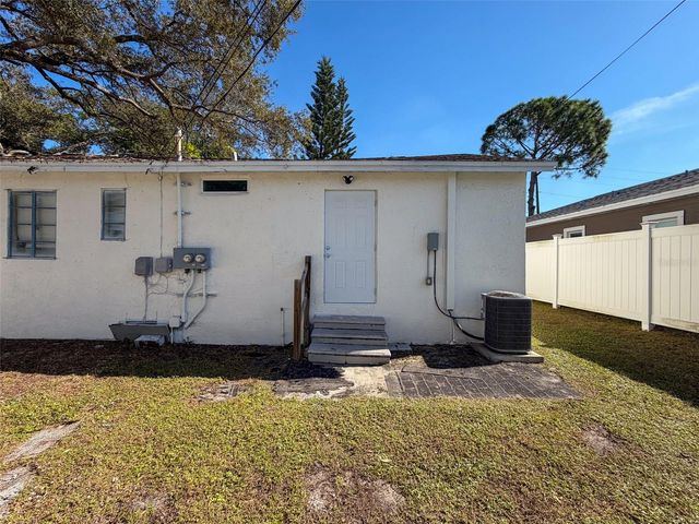 1538 S MARTIN LUTHER KING JR, Clearwater, FL 33756