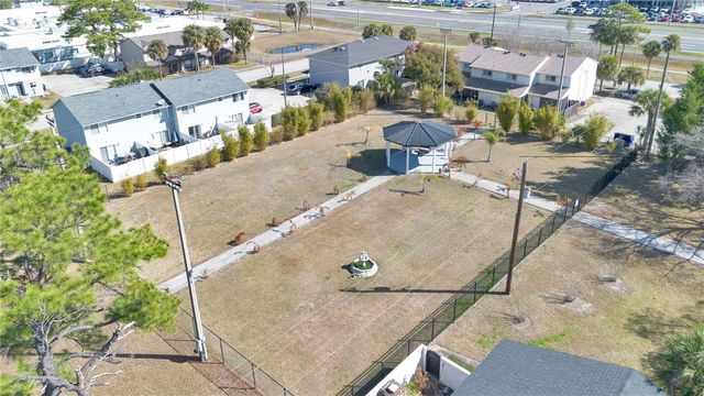 5656 ROYAL PINE BOULEVARD 27, Orlando, FL 32807