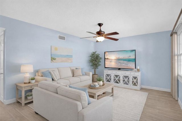 5656 ROYAL PINE BOULEVARD 27, Orlando, FL 32807