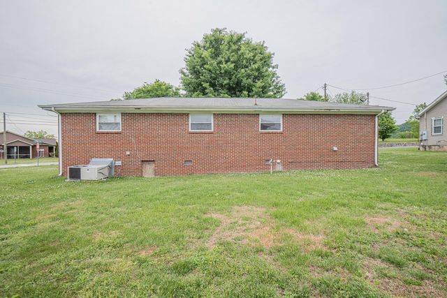64 Stephenson Drive, Ringgold, GA 30736