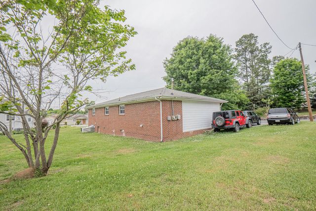 64 Stephenson Drive, Ringgold, GA 30736