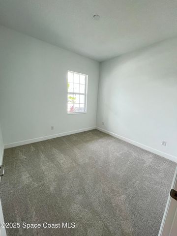 3048 Pangea Circle, Melbourne, FL 32940