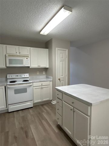 1839 Olsen Lane, Charlotte, NC 28213