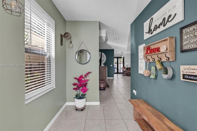 3747 NE 1st St, Homestead, FL 33033