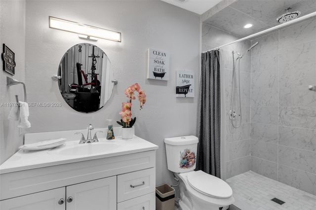 3747 NE 1st St, Homestead, FL 33033