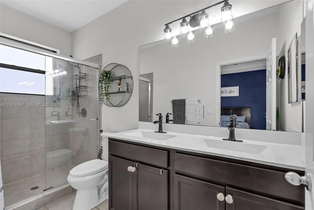 3747 NE 1st St, Homestead, FL 33033