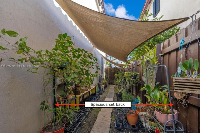 3747 NE 1st St, Homestead, FL 33033