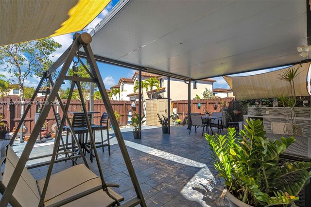 3747 NE 1st St, Homestead, FL 33033