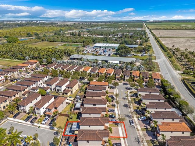 3747 NE 1st St, Homestead, FL 33033