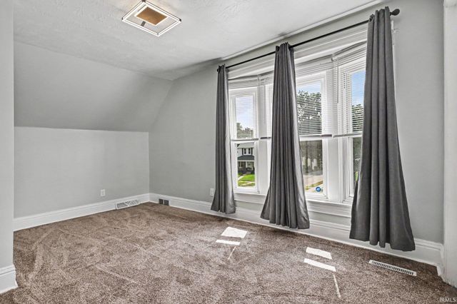 946 S 25Th Street, South Bend, IN 46615