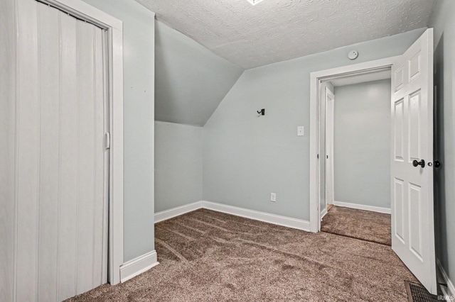 946 S 25Th Street, South Bend, IN 46615