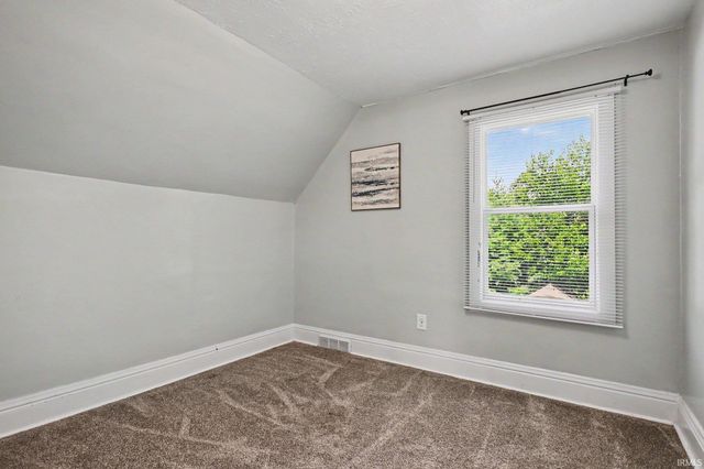 946 S 25Th Street, South Bend, IN 46615