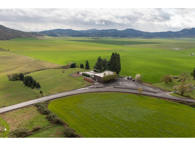 31575 SAND RIDGE Rd, Lebanon, OR 97355