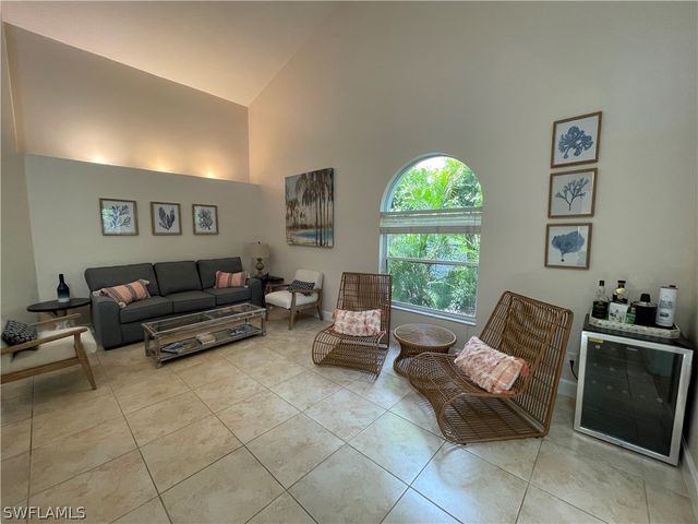 25260 Bay Cedar DR, Bonita Springs, FL 34134