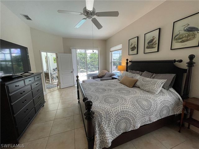 25260 Bay Cedar DR, Bonita Springs, FL 34134