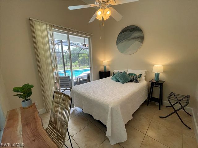 25260 Bay Cedar DR, Bonita Springs, FL 34134