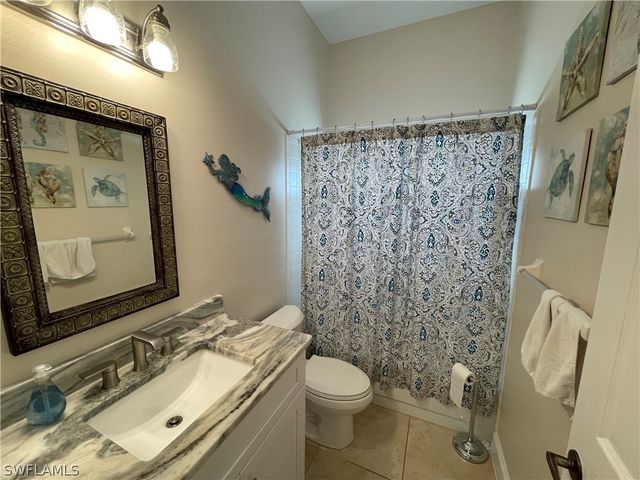 25260 Bay Cedar DR, Bonita Springs, FL 34134