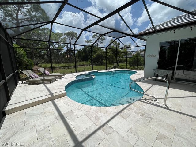 25260 Bay Cedar DR, Bonita Springs, FL 34134