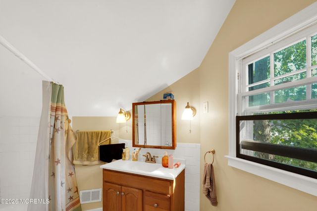 23 Dwyane Street, Oceanport, NJ 07757