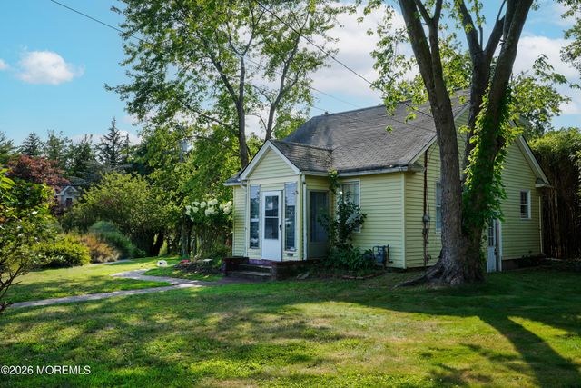 23 Dwyane Street, Oceanport, NJ 07757